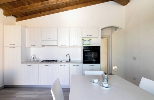 Paduledda Apartment | Vacation Apartment “Case Aquafan Mare” with Sea View, Pool & Terrace