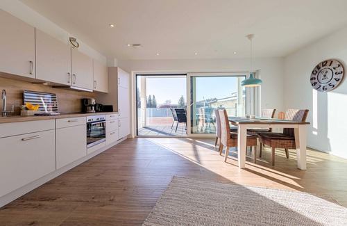 Muritz Apartment | Vacation apartment Wasserlilie with large balcony