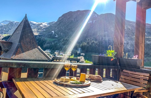 Bivio Apartment | Vacation apartment with a wonderful view of the mountains