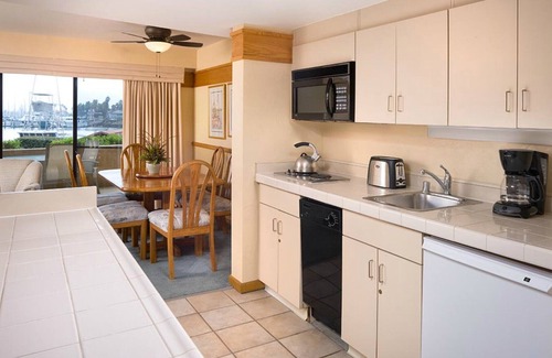 Ventura Condo | Vacation Condo California coast New Year's 2025-2026 in Ventura, CA Sleeps 6