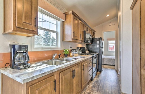 Pleasant Mount Cottage | Vacation Cottage Getaway Close to Camps Autumn Midweek - 35% OFF Promo!