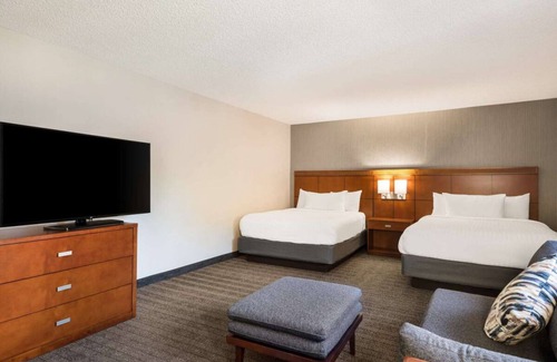 San Jose Hotel | Vacation Day Is Always A Great Idea! w/Pool, Near Rosicrucian Egyptian Museum