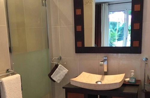 Le Lamentin Apartment | Vacation fun two