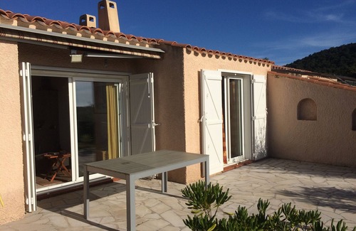 La Londe-les-Maures Villa | Vacation home in the natural environment of the Massif des Maures