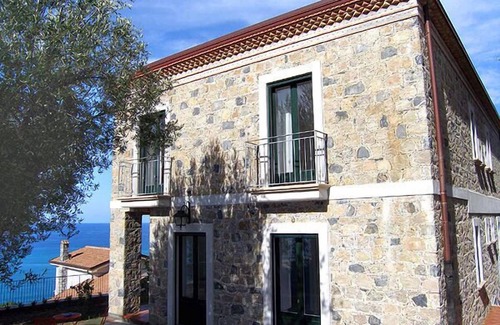 Marina Lido House | Vacation home for 6 guests with 120m² in Marina di Pisciotta (163223)