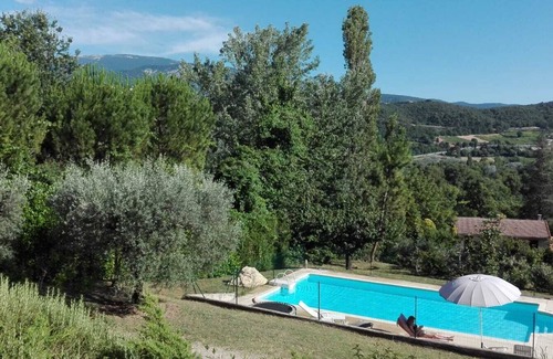 Mollans-sur-Ouveze House | Vacation home in Drôme provençale