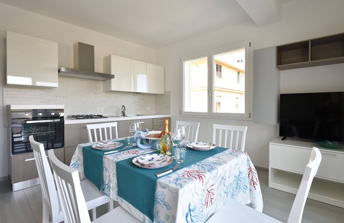 Cala Gonone House | Vacation Home "Cala Gonone 2 near the Beach with Sea & Mountain View, Wi-Fi & Terrace