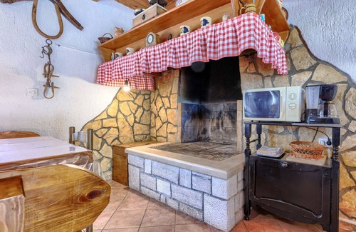 Sosici House | Vacation home Cekić by Interhome