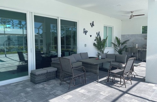 Joel House | Vacation home Daisy with pool and 4 bedrooms in a relaxing location Lehigh Acres - LaBelle