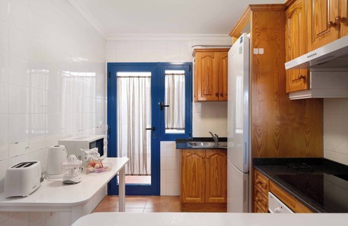 Caleta de Famara House | Vacation Home 'Casa Famara' with Sea View, Private Terrace and Wi-Fi