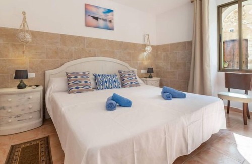 Costitx House | Vacation home Hola rural in Costitx - 6 persons, 3 bedrooms