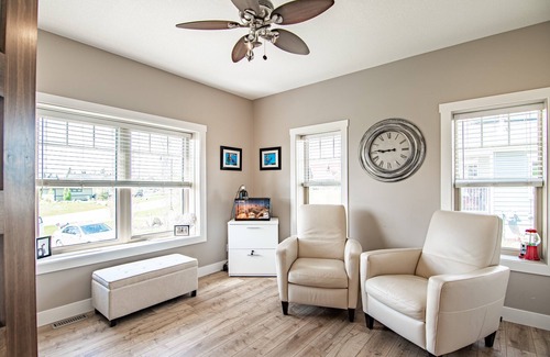 Parkland Beach House | vacation home in a peaceful beach community