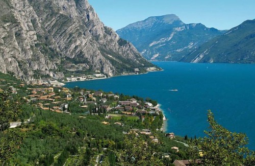 Limone sul Garda House | Vacation home Chalet For You in Limone sul Garda - 8 persons, 4 bedrooms