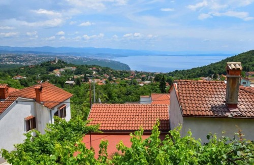 Rukavac House | Vacation home Lea by Interhome