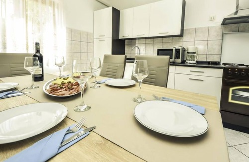 Pridraga House | Vacation home Laura by Interhome