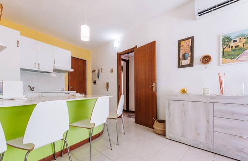 Muravera House | Vacation Home "La Pavoncella" with 2 Balconies & A/C