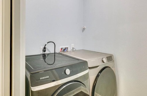 Onalaska House | Vacation Home Lake Livingston!