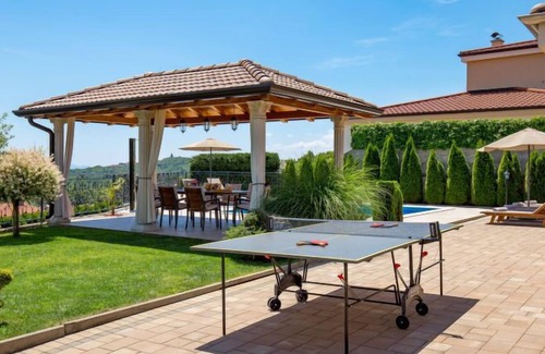 Viskovo House | Vacation home Maja in Opatija/Kastav - 8 persons, 4 bedrooms