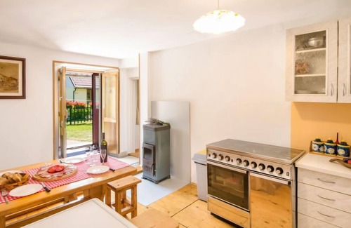 Lic House | Vacation home Maja by Interhome