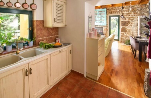 Sarsoni House | Vacation home Nika by Interhome