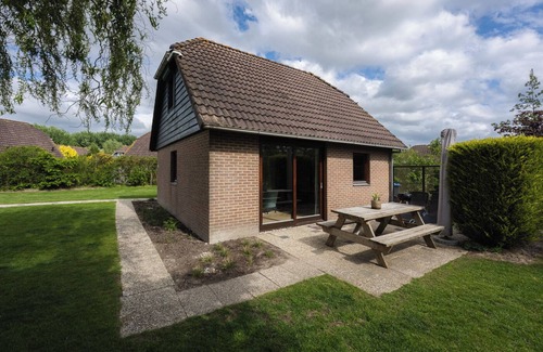 Wolphaartsdijk House | Vacation home on Lake Veere