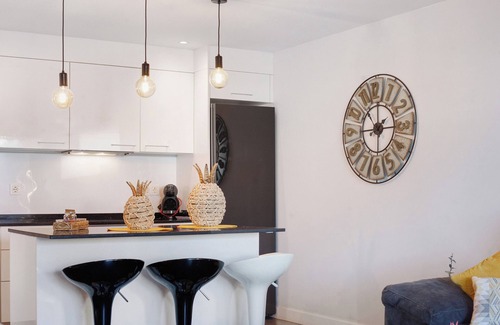 La Oliva House | Vacation Home 'The Garden Secret' with Shared Pool, Private Terrace and Wi-Fi