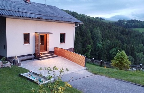 Obergoesel House | Vacation home with mountain panorama! Secluded location at 1100m above sea level for up to 6 people!