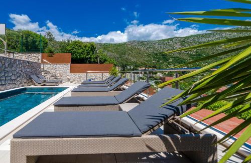 Zaton House | Vacation home with Private heated Pool