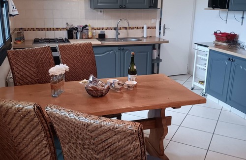 Louannec House | Vacation House 5 Mn From PERROS GUIREC -06 30 72 29 75-bedroom with TV