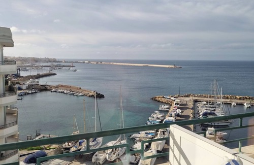 Province of Lecce Apartment | Vacation House Eleonora Apartment on the 5th floor located overlooking the sea.