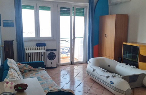 Province of Lecce Apartment | Vacation House Eleonora Apartment on the 5th floor located overlooking the sea.