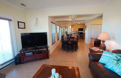 Ocean Isle Beach Condo | Vacation in this tranquil coastal condo minutes from the sand & sound of OIB!