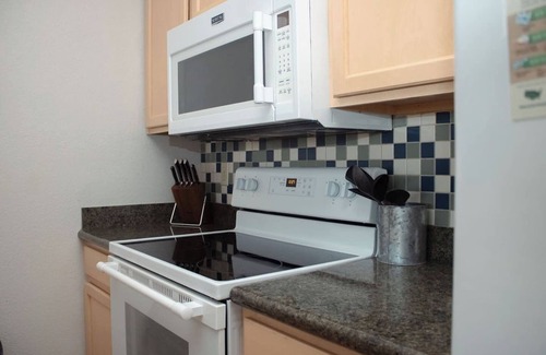 Sheboygan Condo | Vacation Paradise: 4 Bedroom, Sleeps 14!