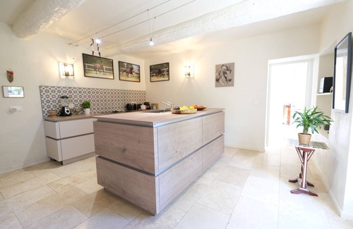 Lagnes Villa | Vacation rental house with pool LAGNES LS2-433