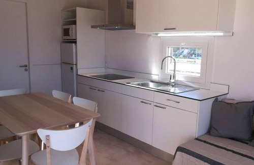 Malgrat de Mar House | Vacation village Els Pins Mobilehome Plus 3AC for 6 persons
