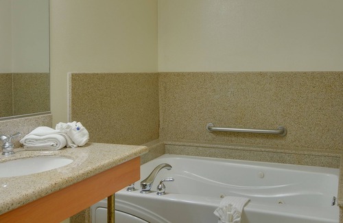 Hacienda Heights Hotel | Vagabond Inn Hacienda Heights