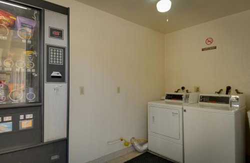 Hacienda Heights Hotel | Vagabond Inn Hacienda Heights