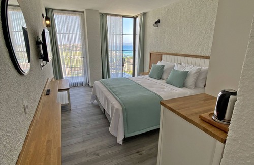 Cesme Hotel | Vahide Dalyan
