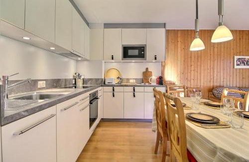 Champery Apartment | Val Air E53 Terrace & Relaxation