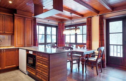 Baqueira Apartment | Val de Ruda 31 by FeelFree Rentals
