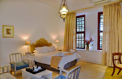 Drakenstein House | Val Du Charron Wine & Leisure Estate