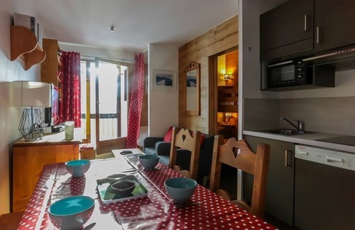 Val-Thorens Apartment | Val Thorens - 4-Person Apartment with Equipped Kitchenette Near Slopes