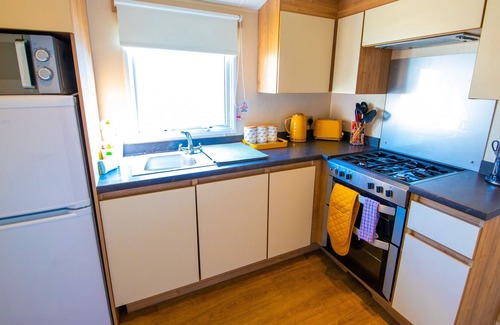 Hastings Apartment | VAL233 - 4 Bedroom - Coghurst Hall Holiday Park - Hastings