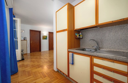 Basanija Apartment | VALDEPIAN house with apartments/Alex APARTMENT