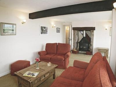 Littledean House | Vale View Cottage
