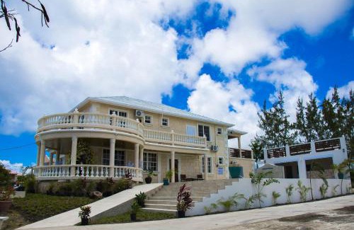 Mangrove Bed & Breakfast | Vale View Manor