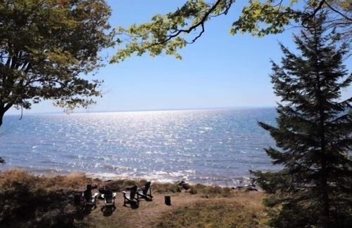La Pointe House | Valhalla - Quaint Cabin with Lake Superior Access and Sweeping Views!