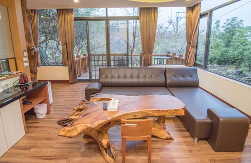 Xitou Bed & Breakfast | Valley Bed and Breakfast