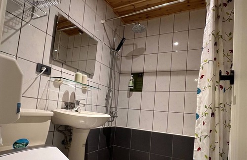 Xitou Bed & Breakfast | Valley Bed and Breakfast