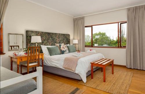 Kenilworth House | Valley Heights Guest House and B & B